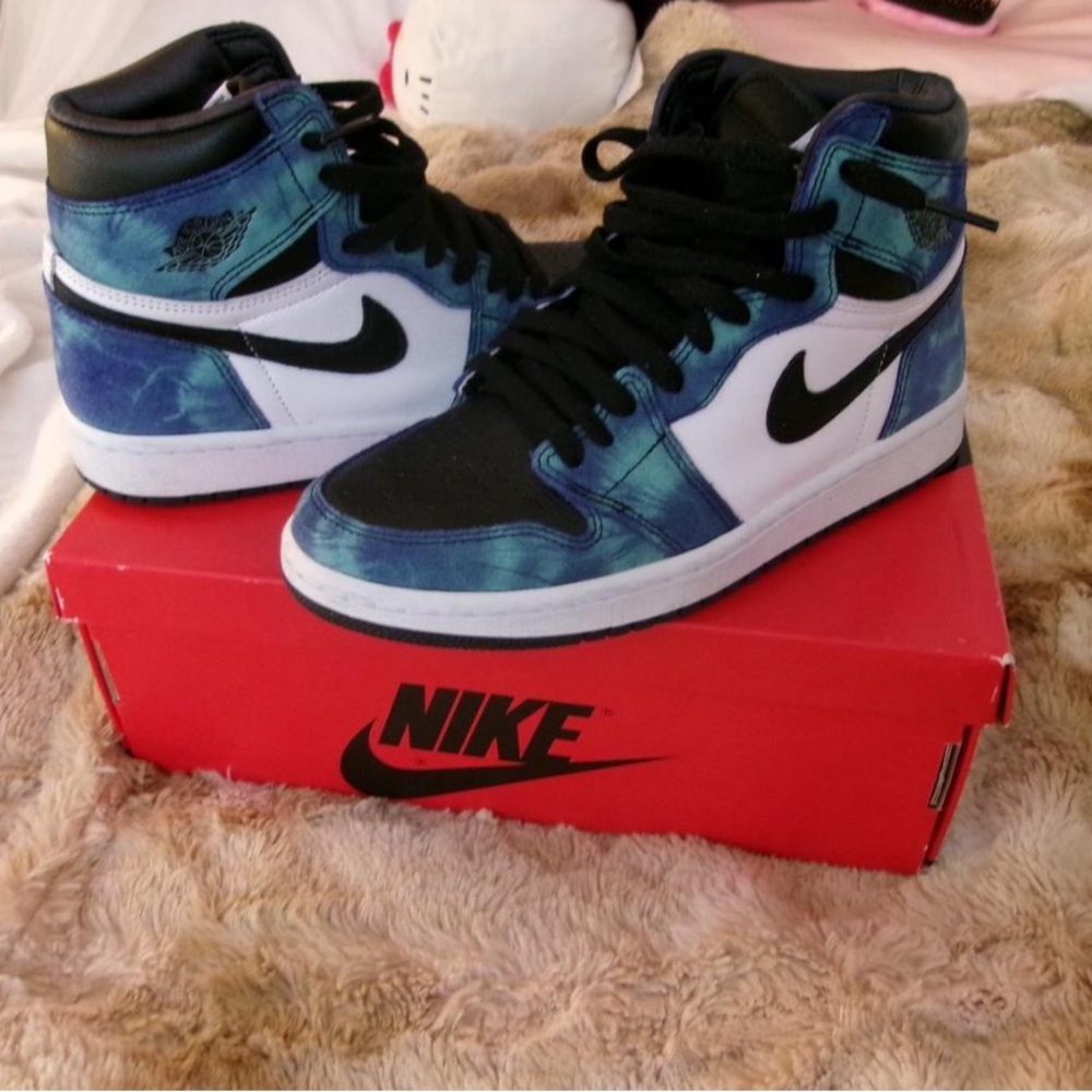 Wmns Air Jordan 1 Retro High OG
'Tie-Dye’